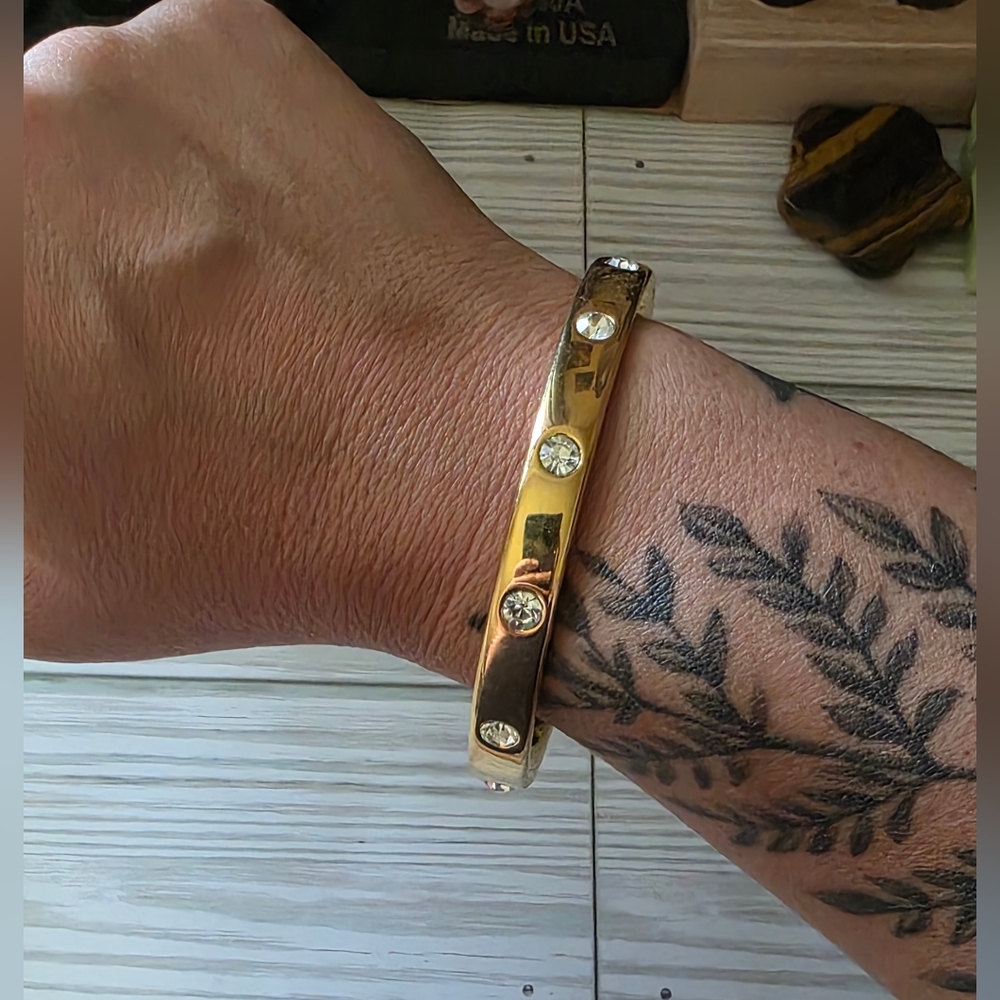 Vintage | Monet Gold Bangle | 22k Gold Plated | Rhinestone | GVC |
